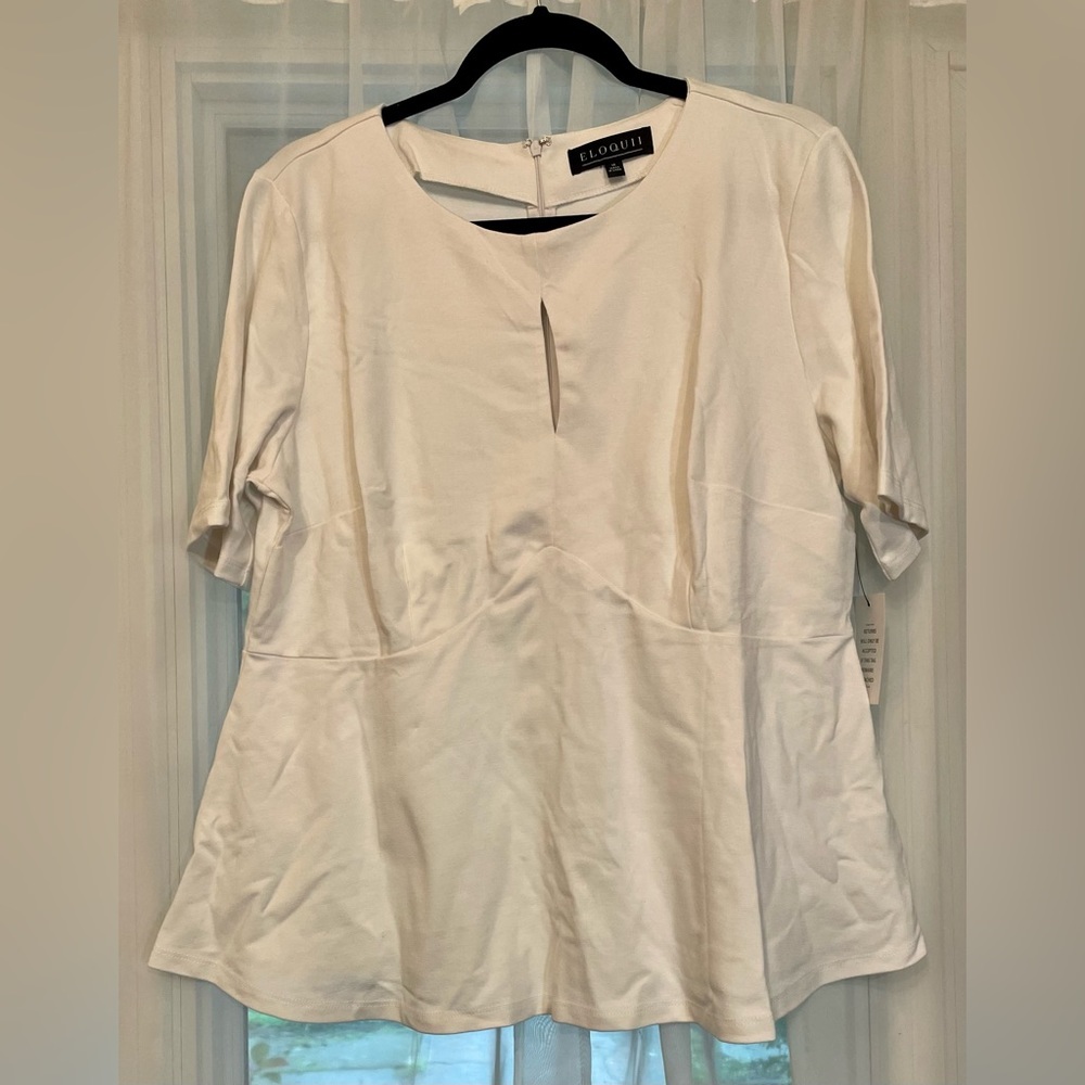 NWT Sexy and Sweet Eloquii Peplum Blouse with peekaboo keyhole